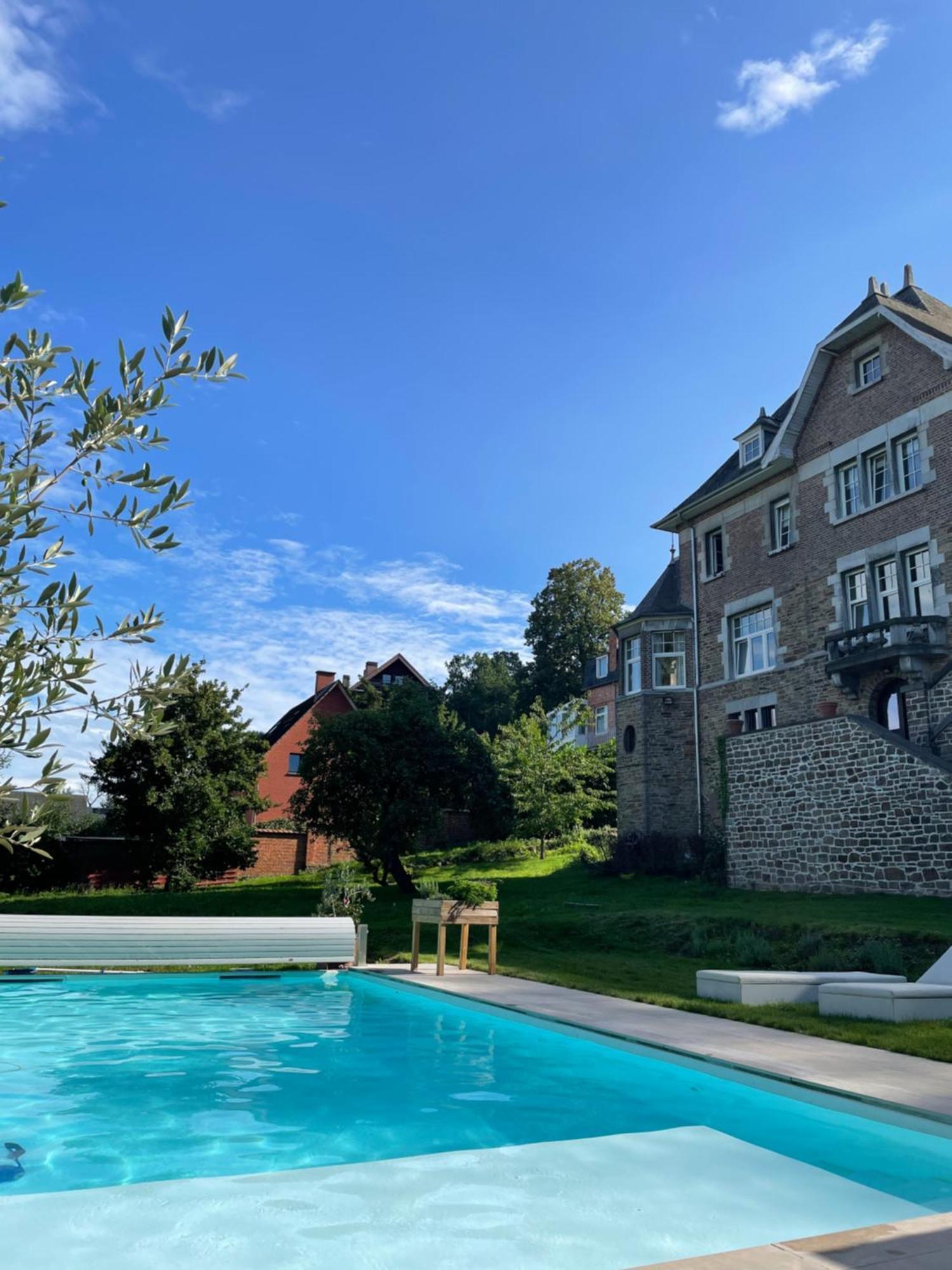 Le Castel Mosan Apartment Namur Exterior photo