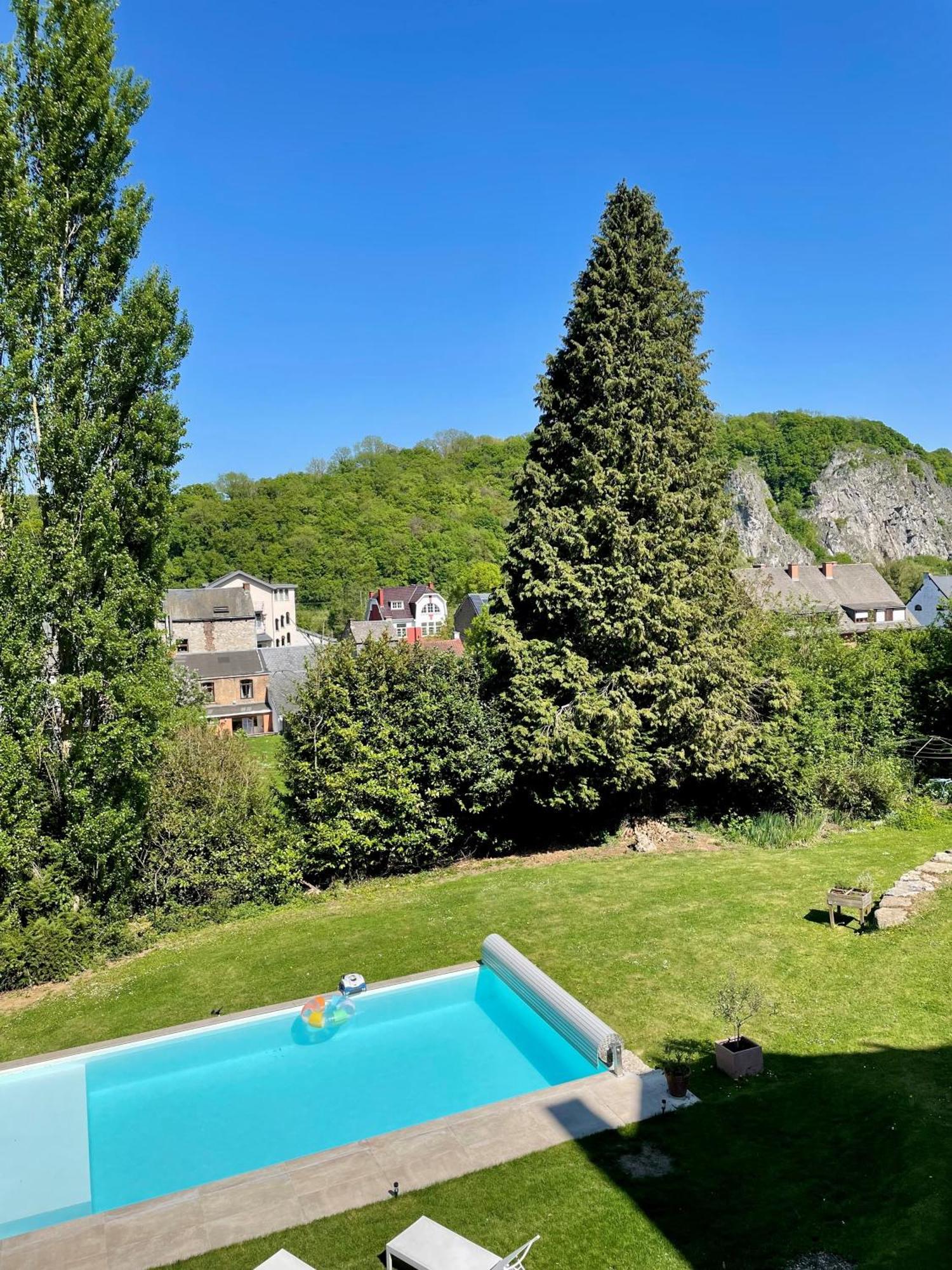 Le Castel Mosan Apartment Namur Exterior photo